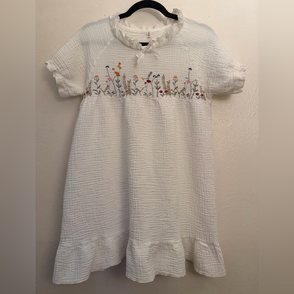 Mon Monde Haute Couture size S White Textured Women’s Dress